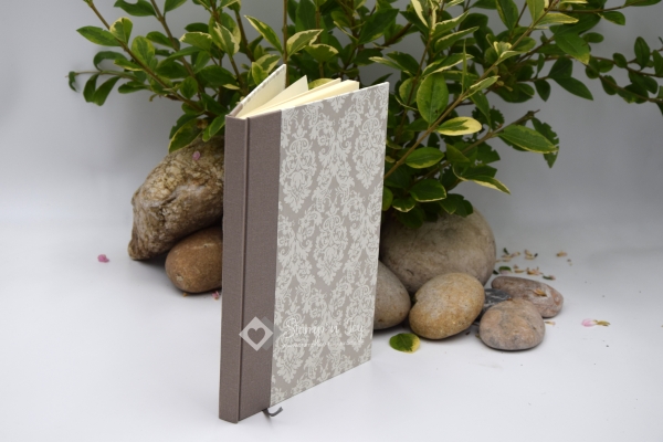 Workshop „Hardcover Notizbuch binden“ am SA, 21.11.2026 – kreative Auszeit mit Papier & Buchbinderhandwerk | Art. Nr. 4097230701